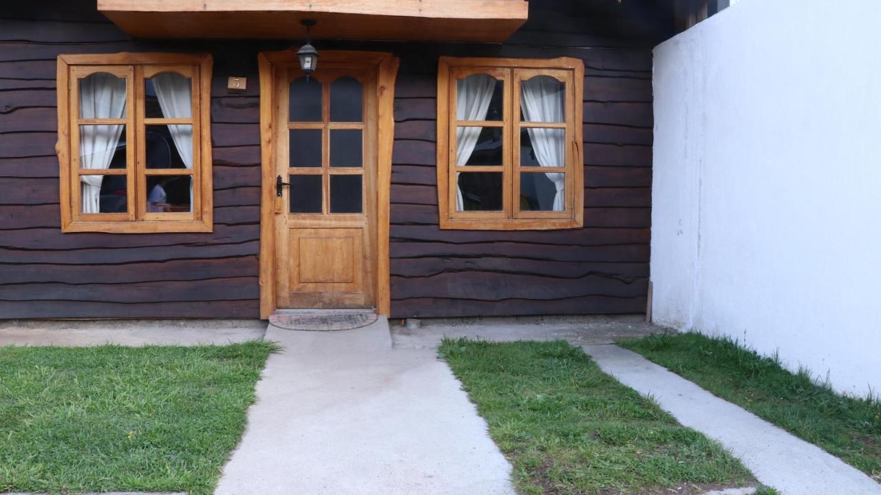 Cabanas Aitue Futaleufu Exterior photo